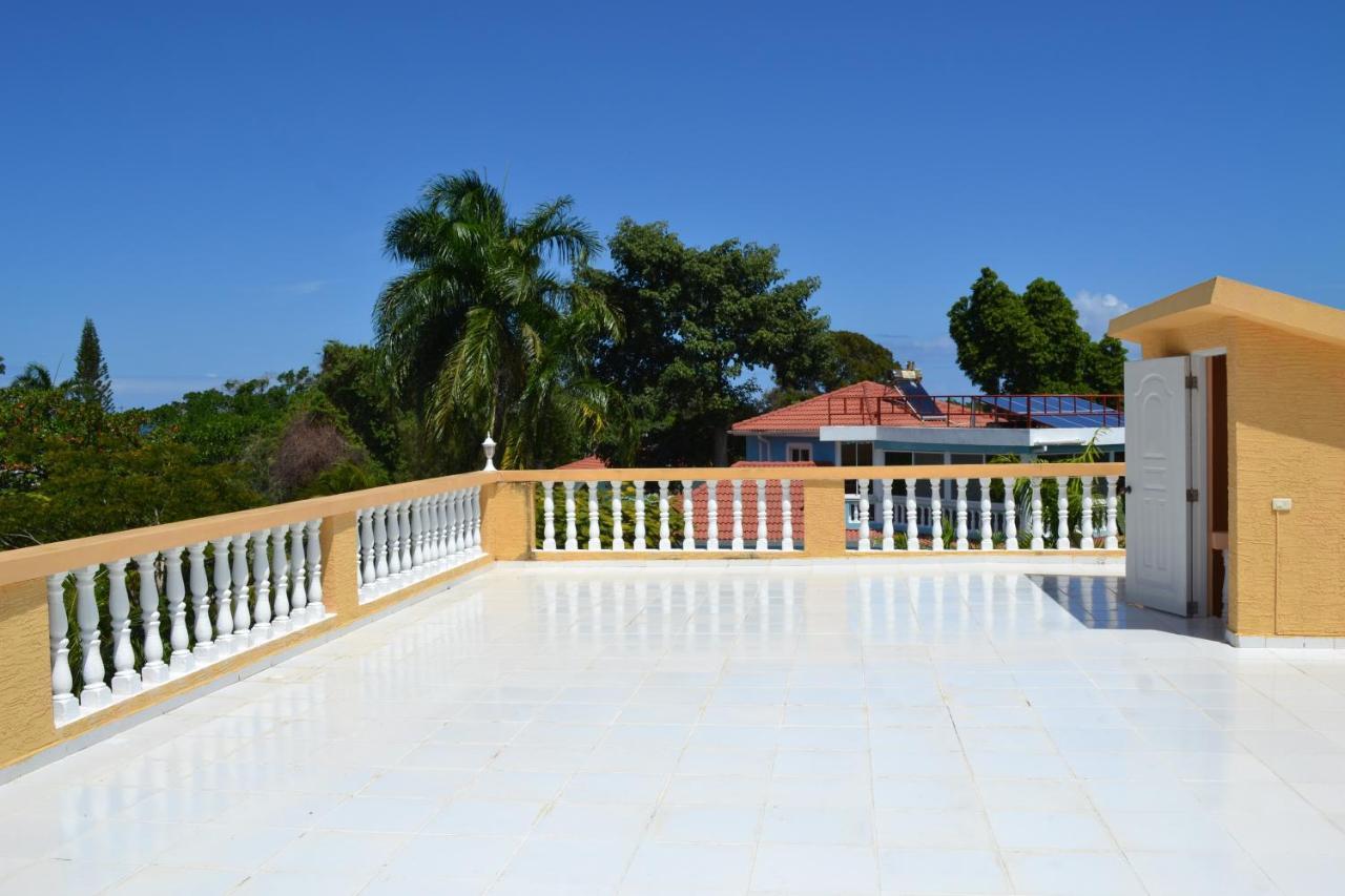 Sosúa 4 Bedroom Villa, Security, Private Pool, Ocean View מראה חיצוני תמונה