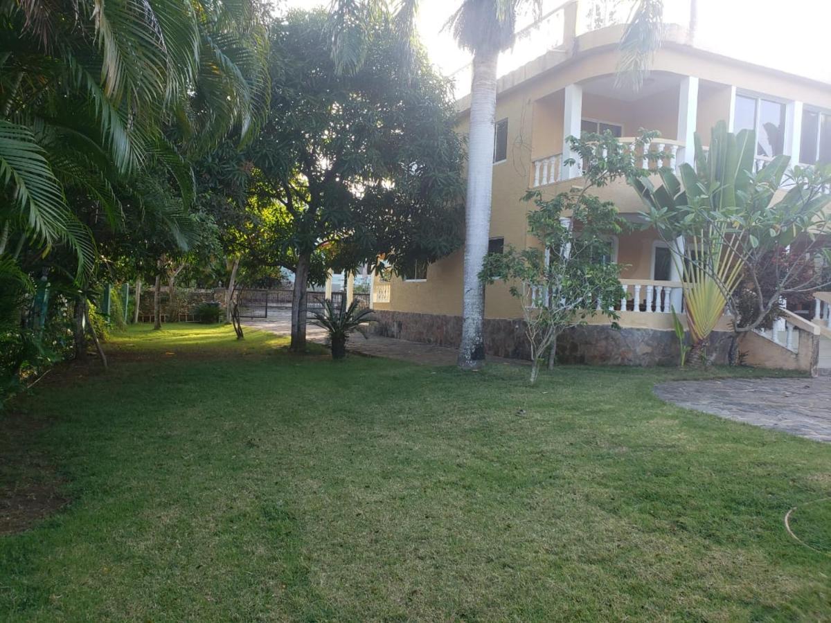Sosúa 4 Bedroom Villa, Security, Private Pool, Ocean View מראה חיצוני תמונה