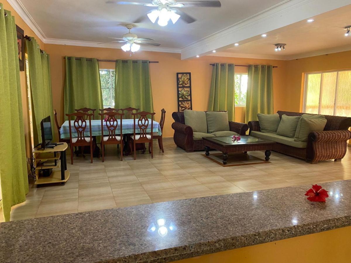 Sosúa 4 Bedroom Villa, Security, Private Pool, Ocean View מראה חיצוני תמונה